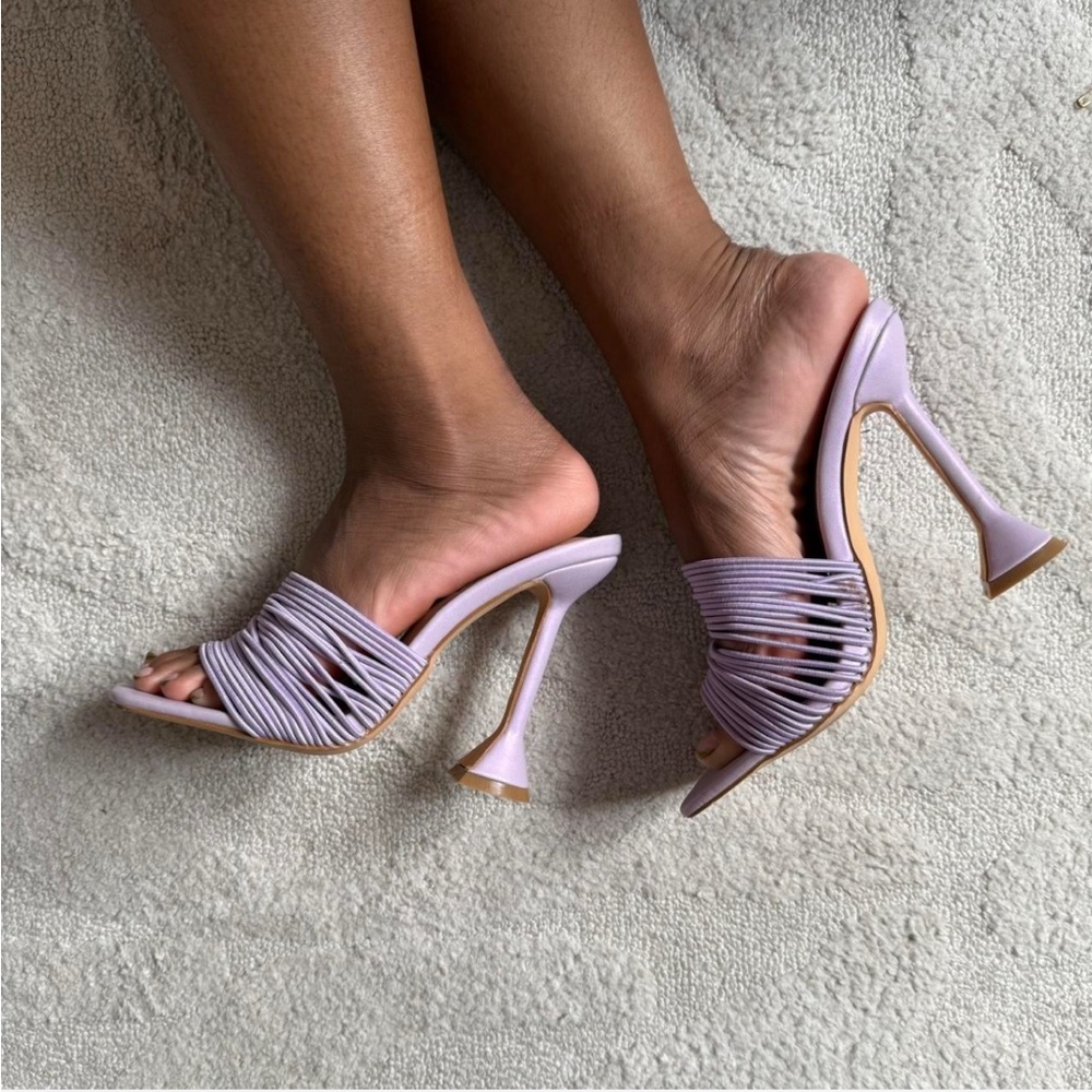 So Me Lavender Heels